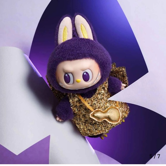 NIB AUTHENTIC LABUBU × PRONOUNCE - WINGS OF FORTUNE VINYL PLUSH - Picture 8 of 9
